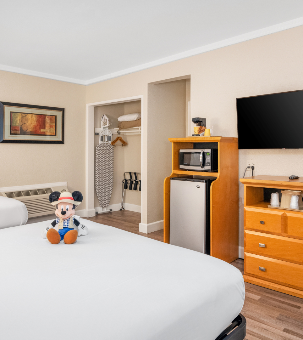 Enjoy A Relaxing Stay With Our Spacious Guestrooms