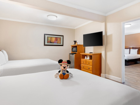 Two Bedroom Suite With Three Queen Beds