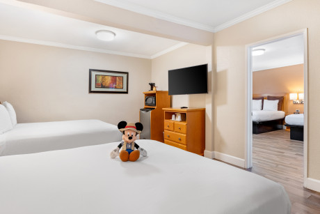 Two Bedroom Suite With Four Queen Beds